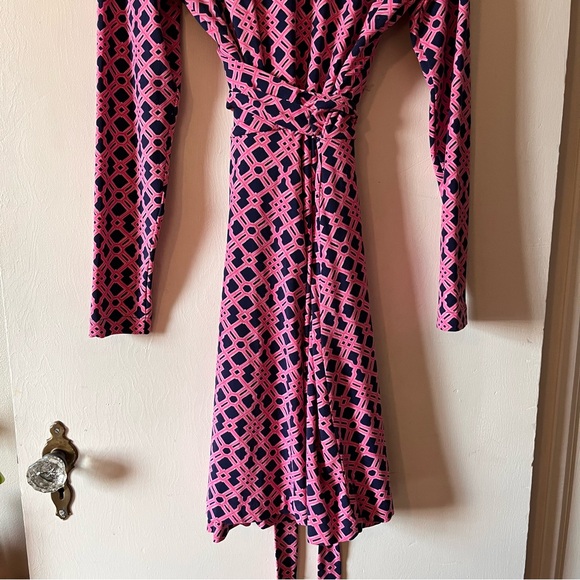 Vineyard Vines Long Sleeve V-Neck Wrap Dress, Size M - Picture 8 of 14